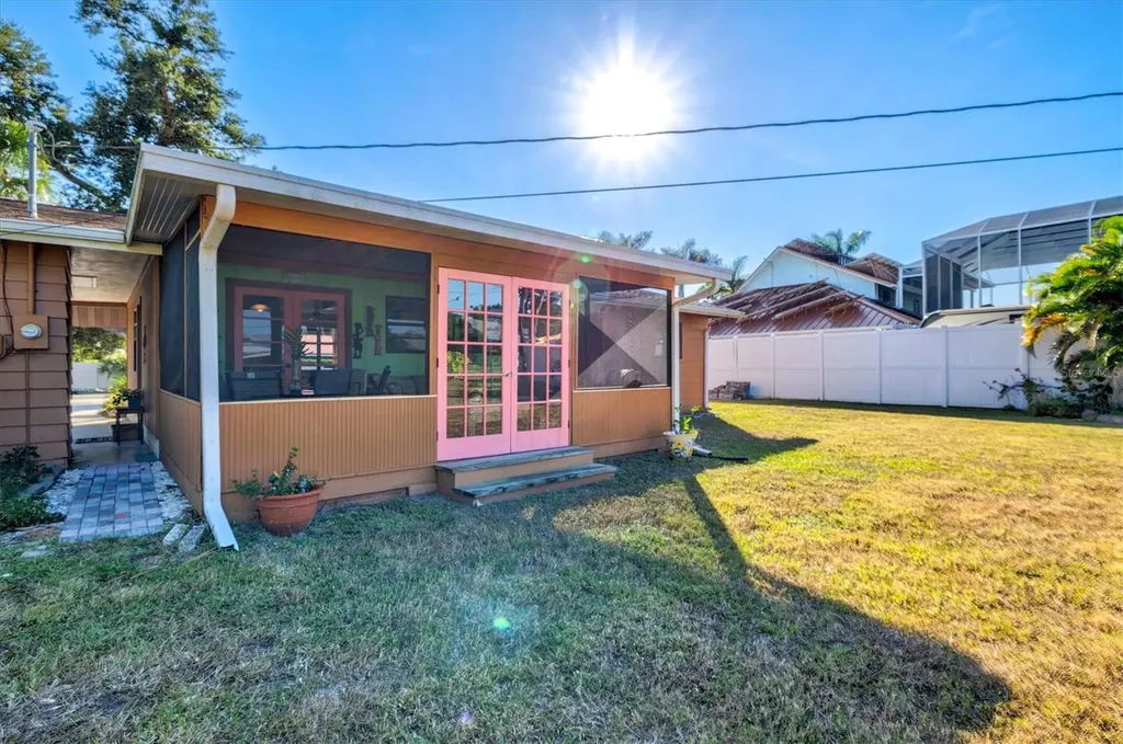 148 Roberts Road Nokomis FL 34275
