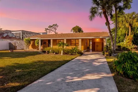 148 Roberts Road Nokomis FL 34275