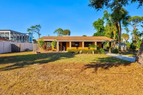 148 Roberts Road Nokomis FL 34275