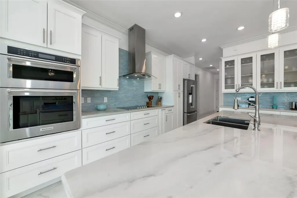7505 27th Avenue W Bradenton FL 34209