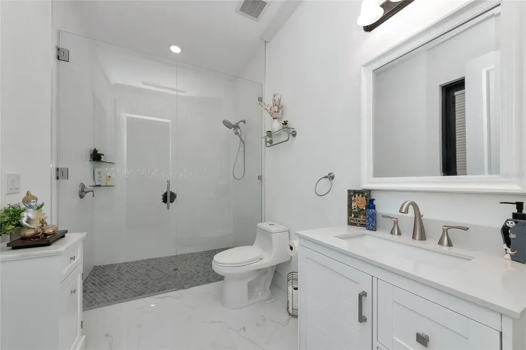 7505 27th Avenue W Bradenton FL 34209