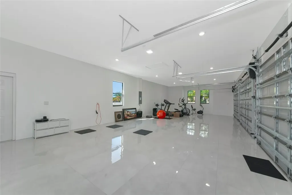 7505 27th Avenue W Bradenton FL 34209