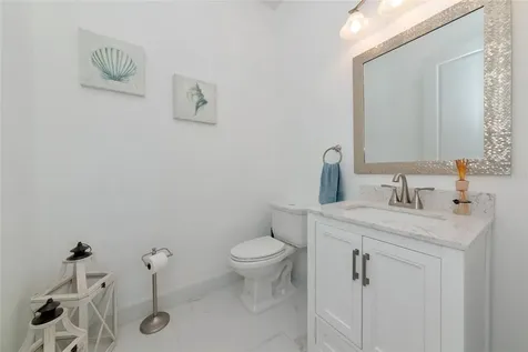7505 27th Avenue W Bradenton FL 34209