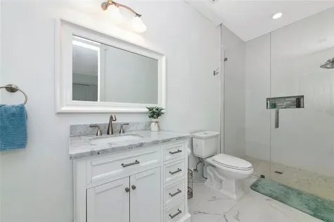 7505 27th Avenue W Bradenton FL 34209