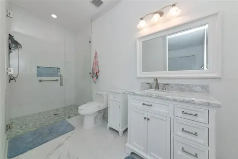 7505 27th Avenue W Bradenton FL 34209