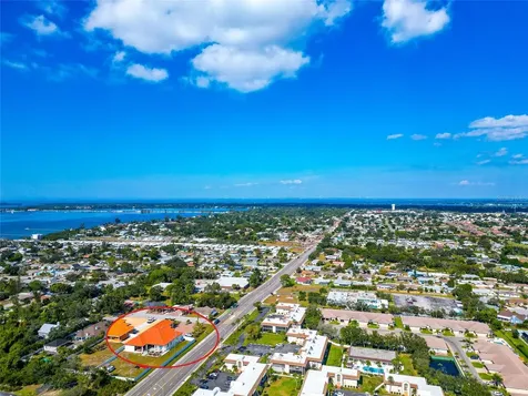 7505 27th Avenue W Bradenton FL 34209