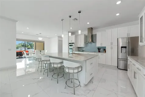 7505 27th Avenue W Bradenton FL 34209