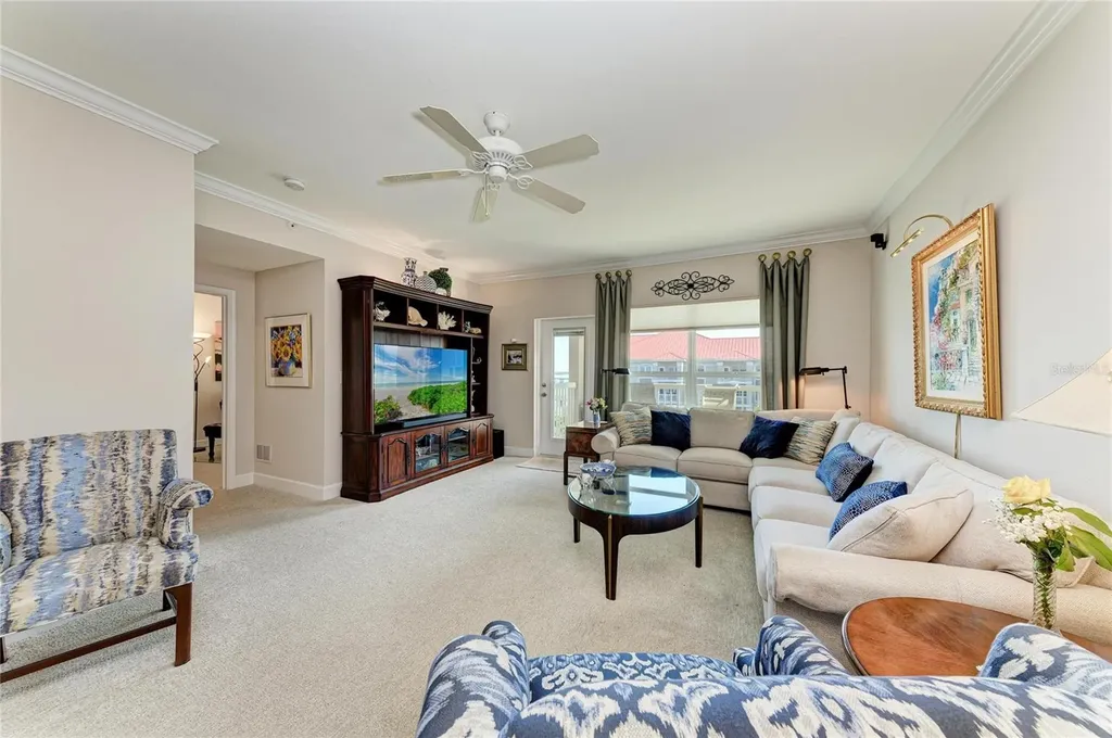 808 3rd Avenue W Bradenton FL 34205