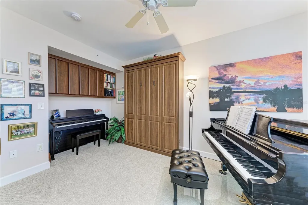808 3rd Avenue W Bradenton FL 34205