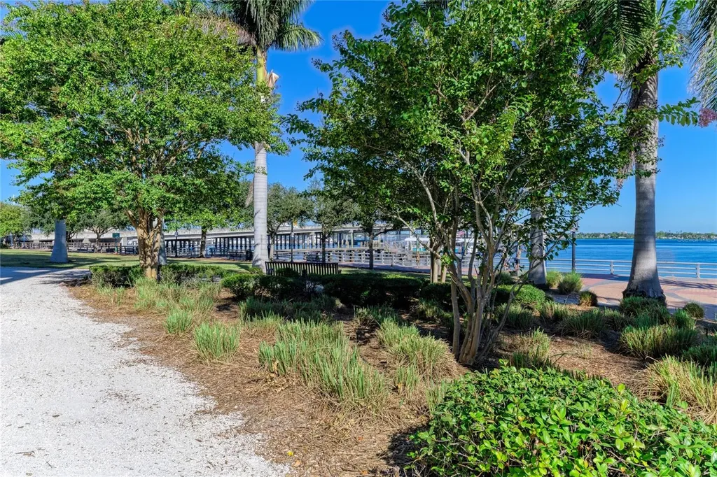 808 3rd Avenue W Bradenton FL 34205