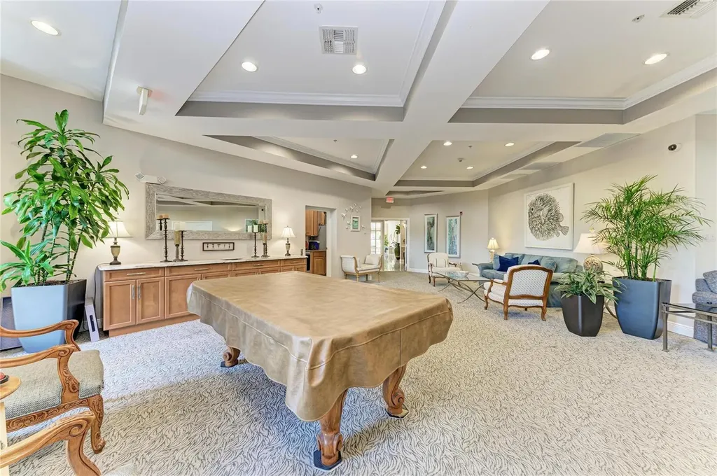 808 3rd Avenue W Bradenton FL 34205