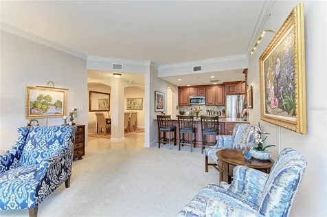 808 3rd Avenue W Bradenton FL 34205