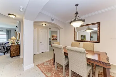 808 3rd Avenue W Bradenton FL 34205