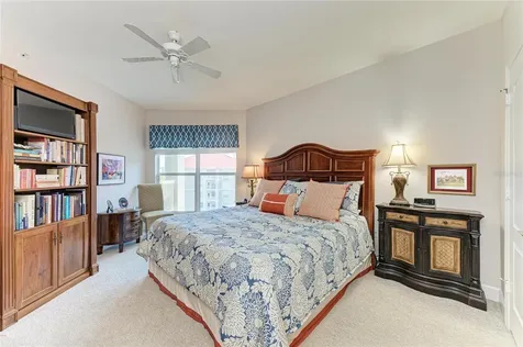 808 3rd Avenue W Bradenton FL 34205