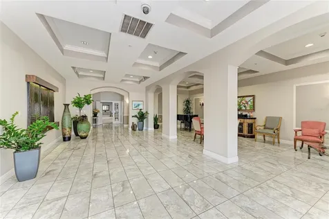 808 3rd Avenue W Bradenton FL 34205