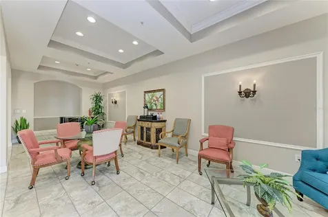 808 3rd Avenue W Bradenton FL 34205