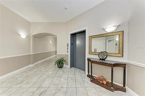 808 3rd Avenue W Bradenton FL 34205