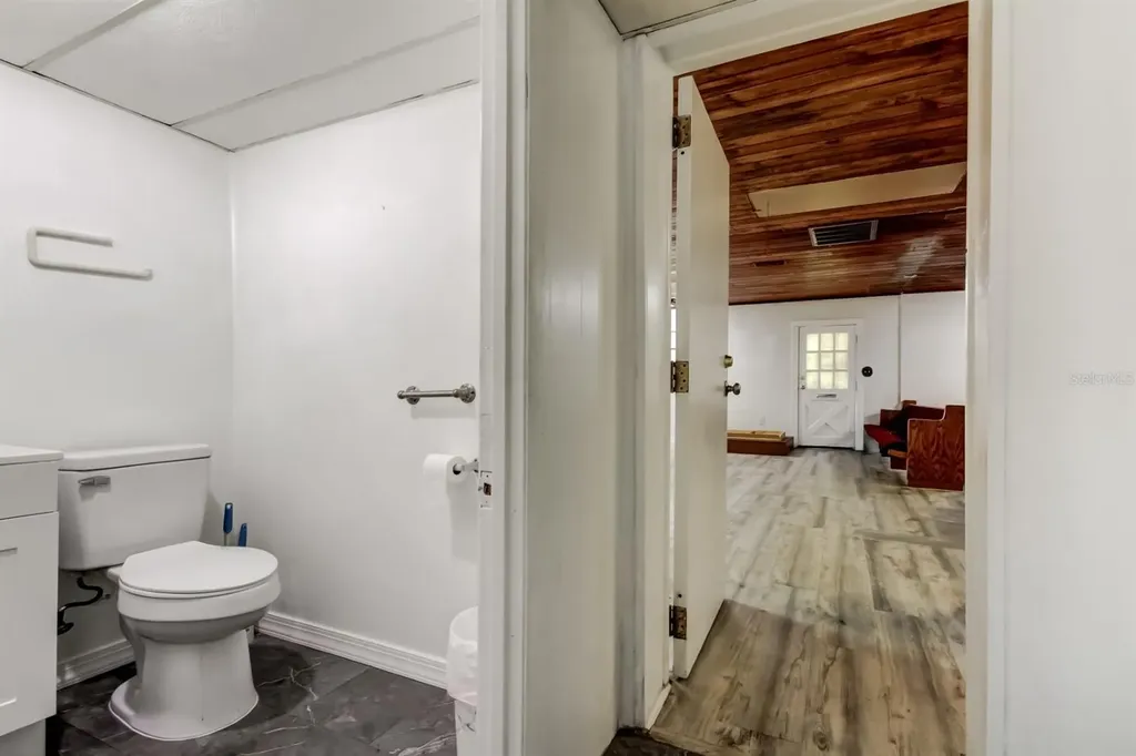 4539 Mile Stretch Drive Holiday FL 34690