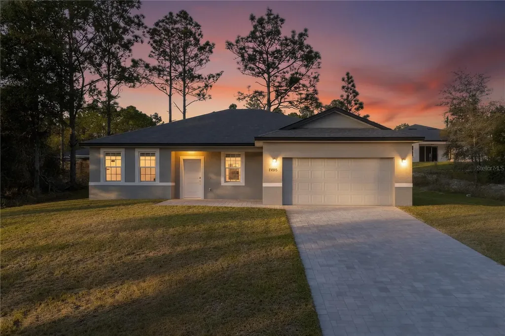 1985 W Corrine Street Citrus Springs FL 34434