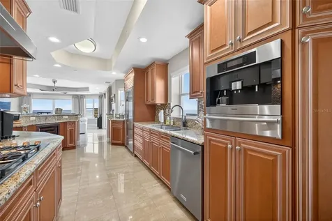 15 Somerset Street Clearwater Beach FL 33767