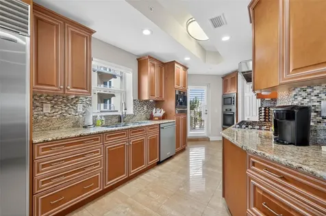 15 Somerset Street Clearwater Beach FL 33767