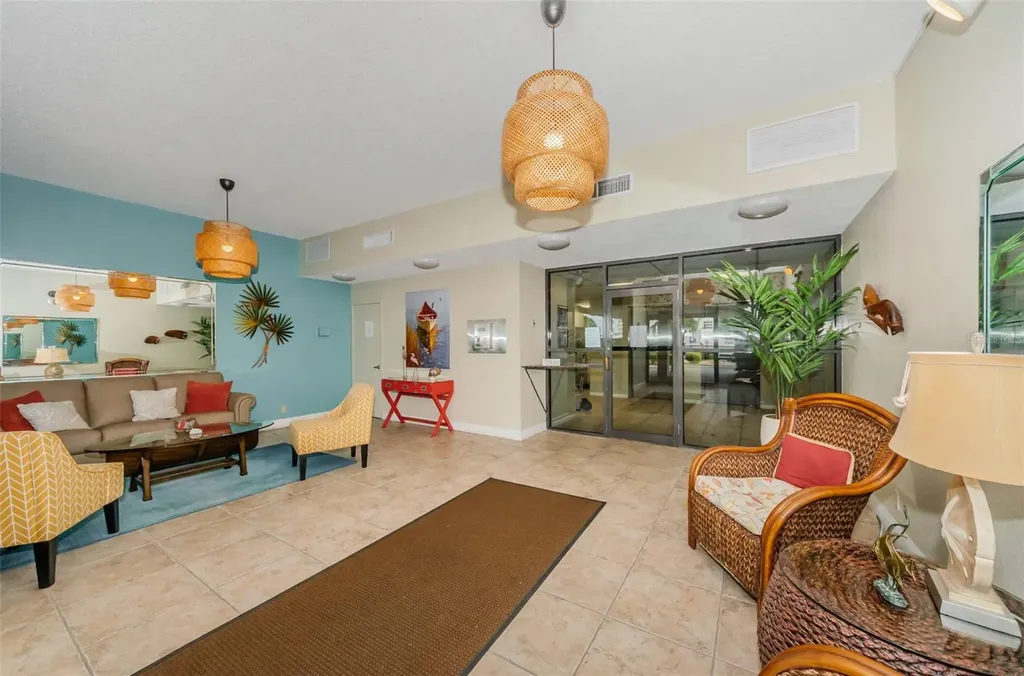 7400 Sun Island Drive S South Pasadena FL 33707