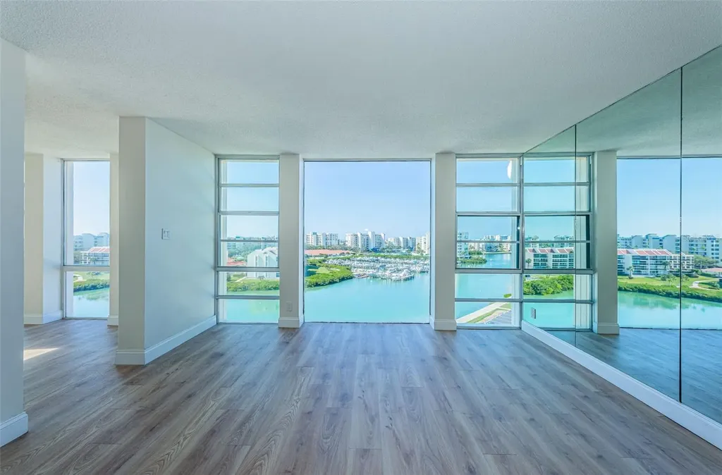 7400 Sun Island Drive S South Pasadena FL 33707