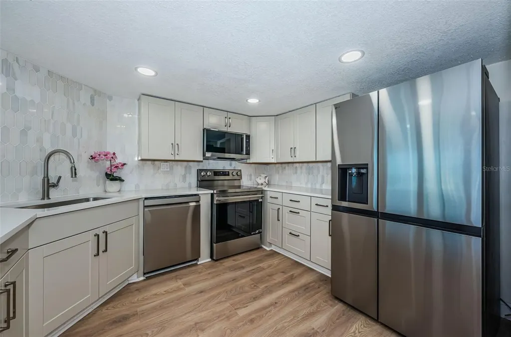 7400 Sun Island Drive S South Pasadena FL 33707