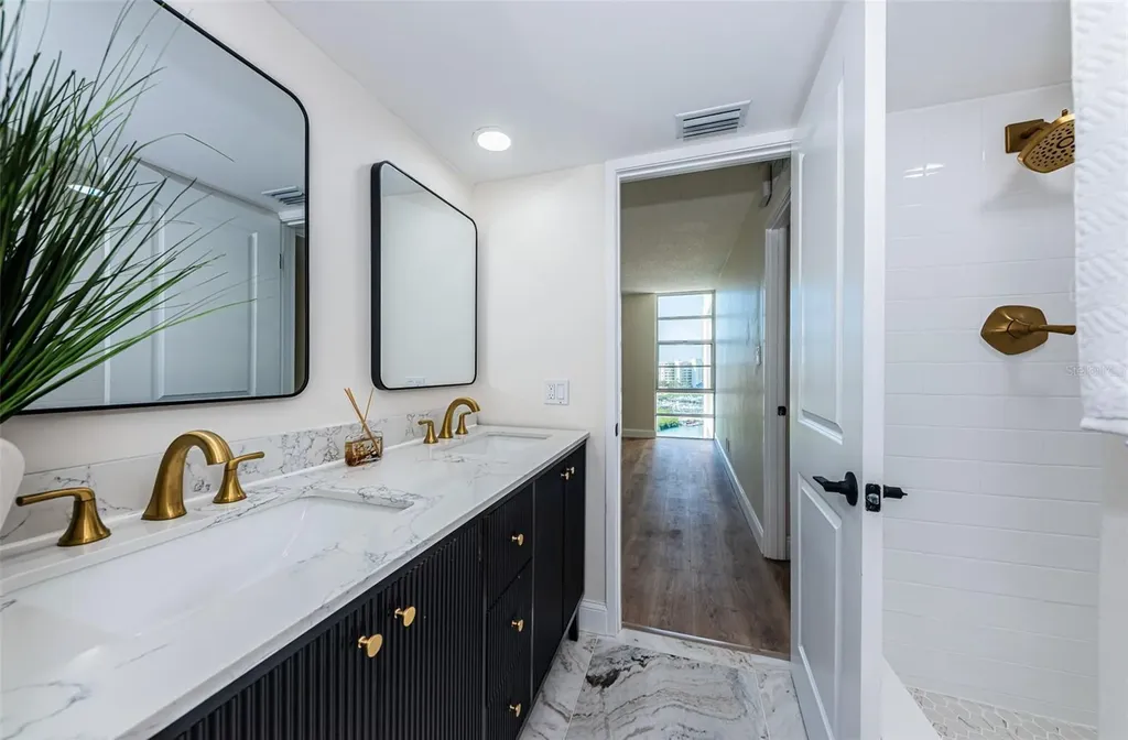 7400 Sun Island Drive S South Pasadena FL 33707