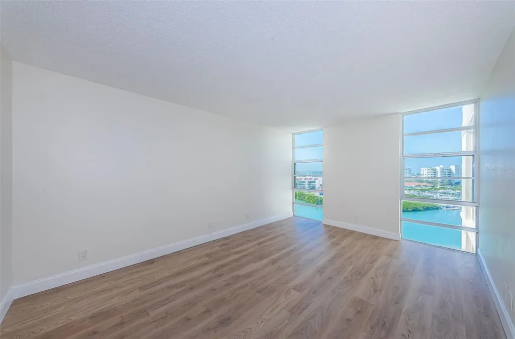 7400 Sun Island Drive S South Pasadena FL 33707