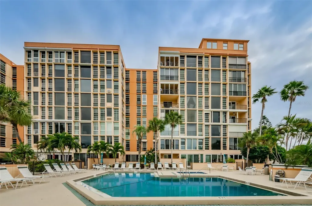 7400 Sun Island Drive S South Pasadena FL 33707