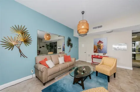 7400 Sun Island Drive S South Pasadena FL 33707