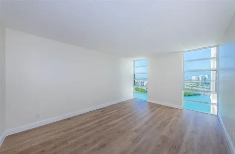 7400 Sun Island Drive S South Pasadena FL 33707