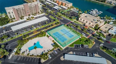 7400 Sun Island Drive S South Pasadena FL 33707