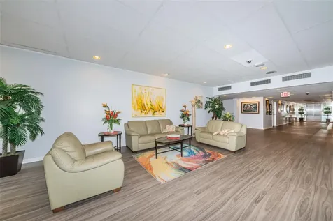7400 Sun Island Drive S South Pasadena FL 33707