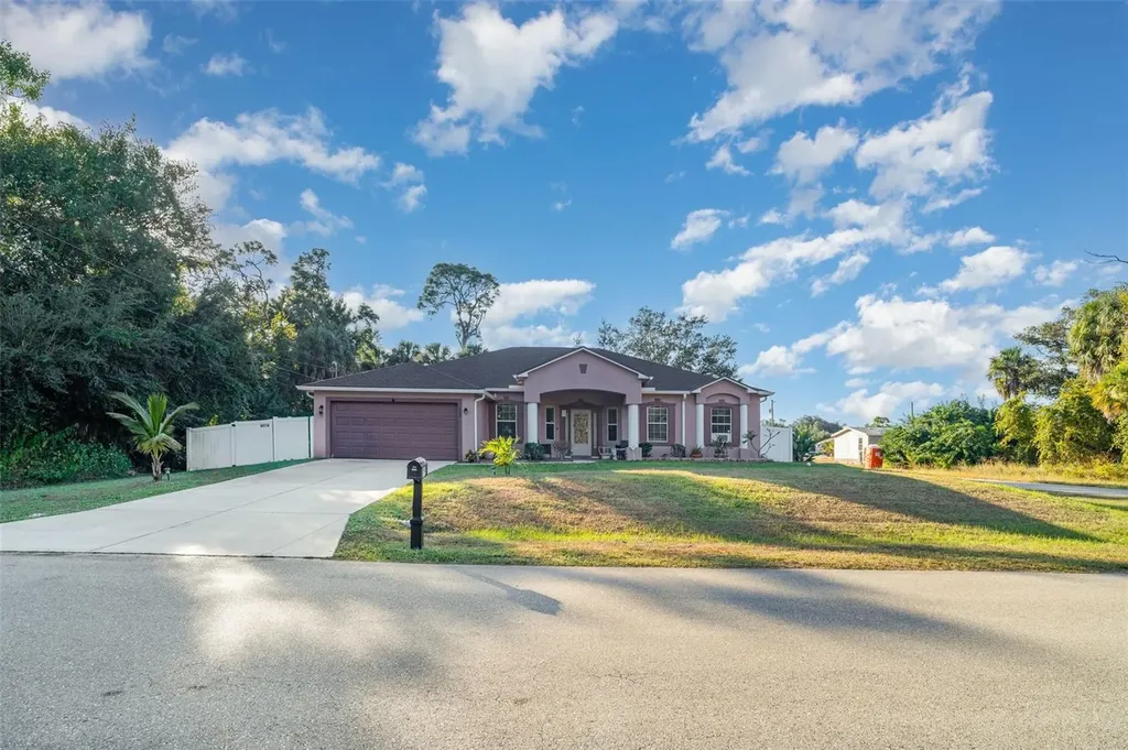 249 Ferdon Circle Port Charlotte FL 33954