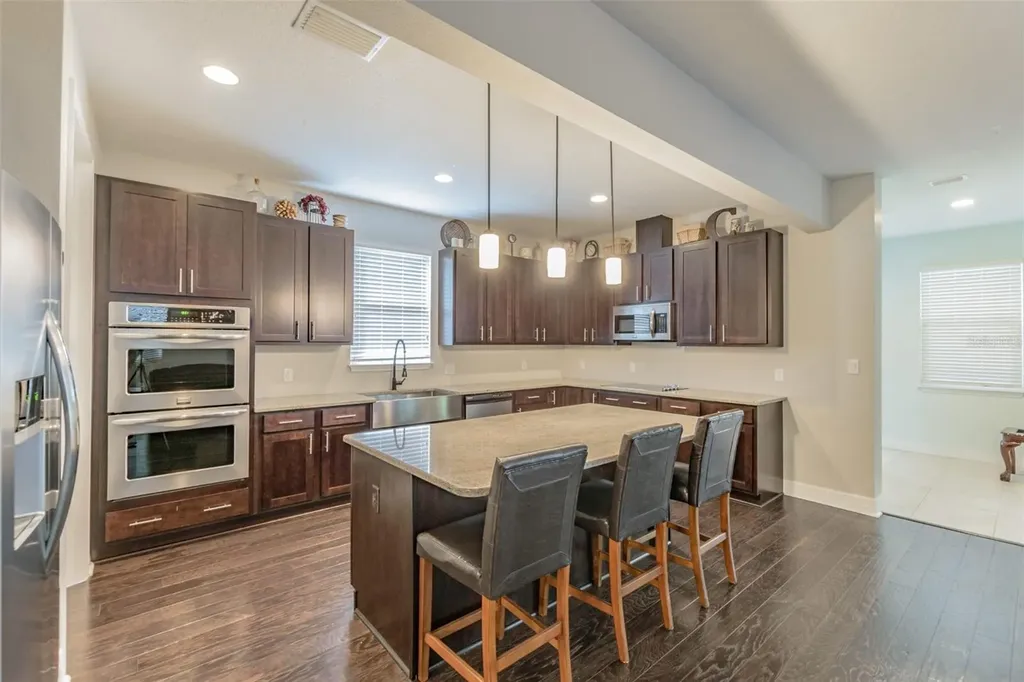 407 S Tampania Avenue Tampa FL 33609