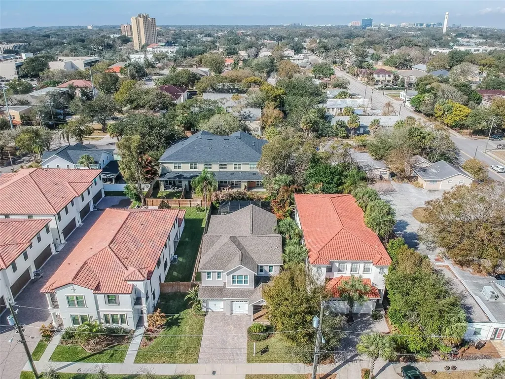 407 S Tampania Avenue Tampa FL 33609