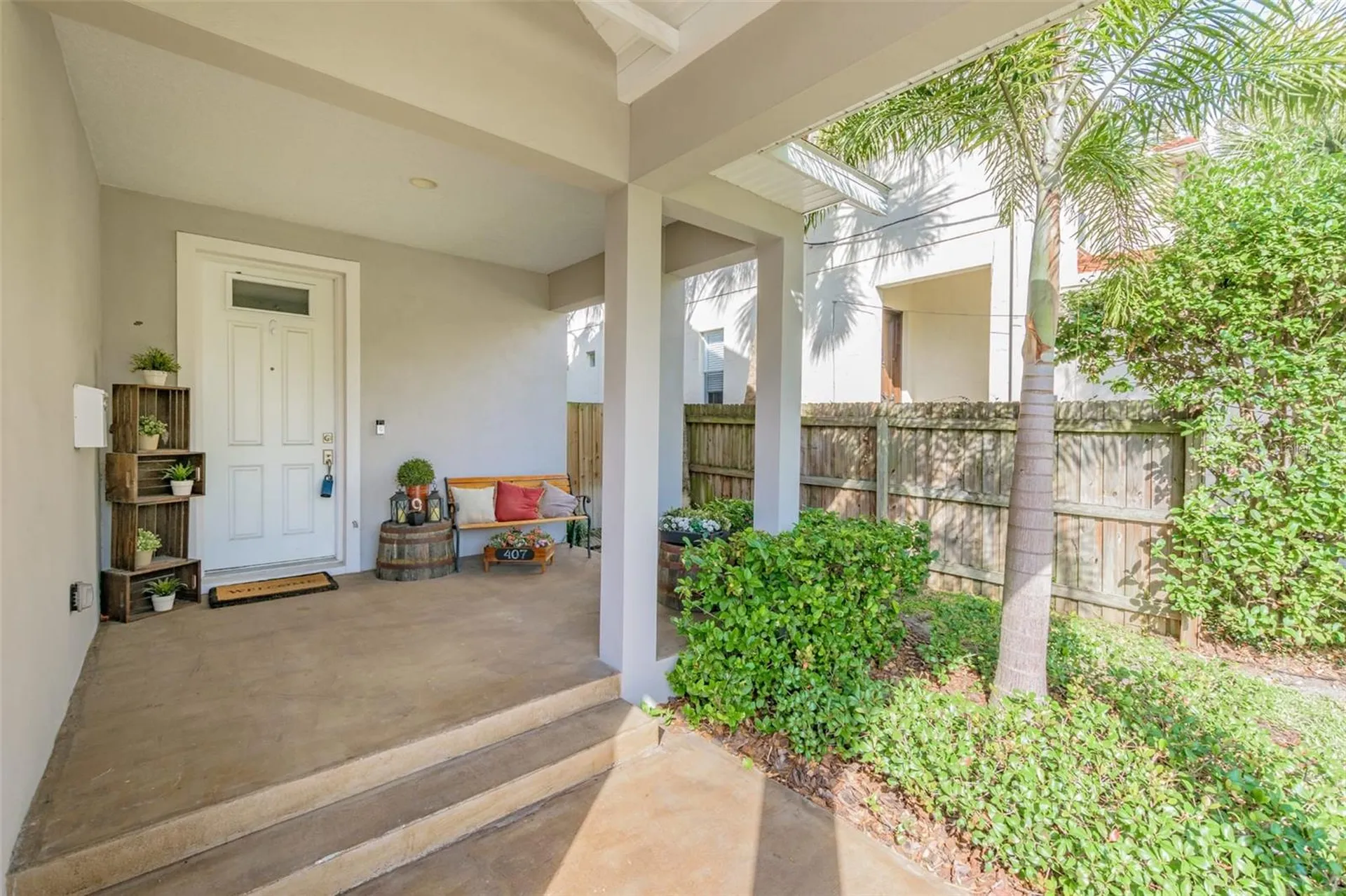 407 S Tampania Avenue Tampa FL 33609