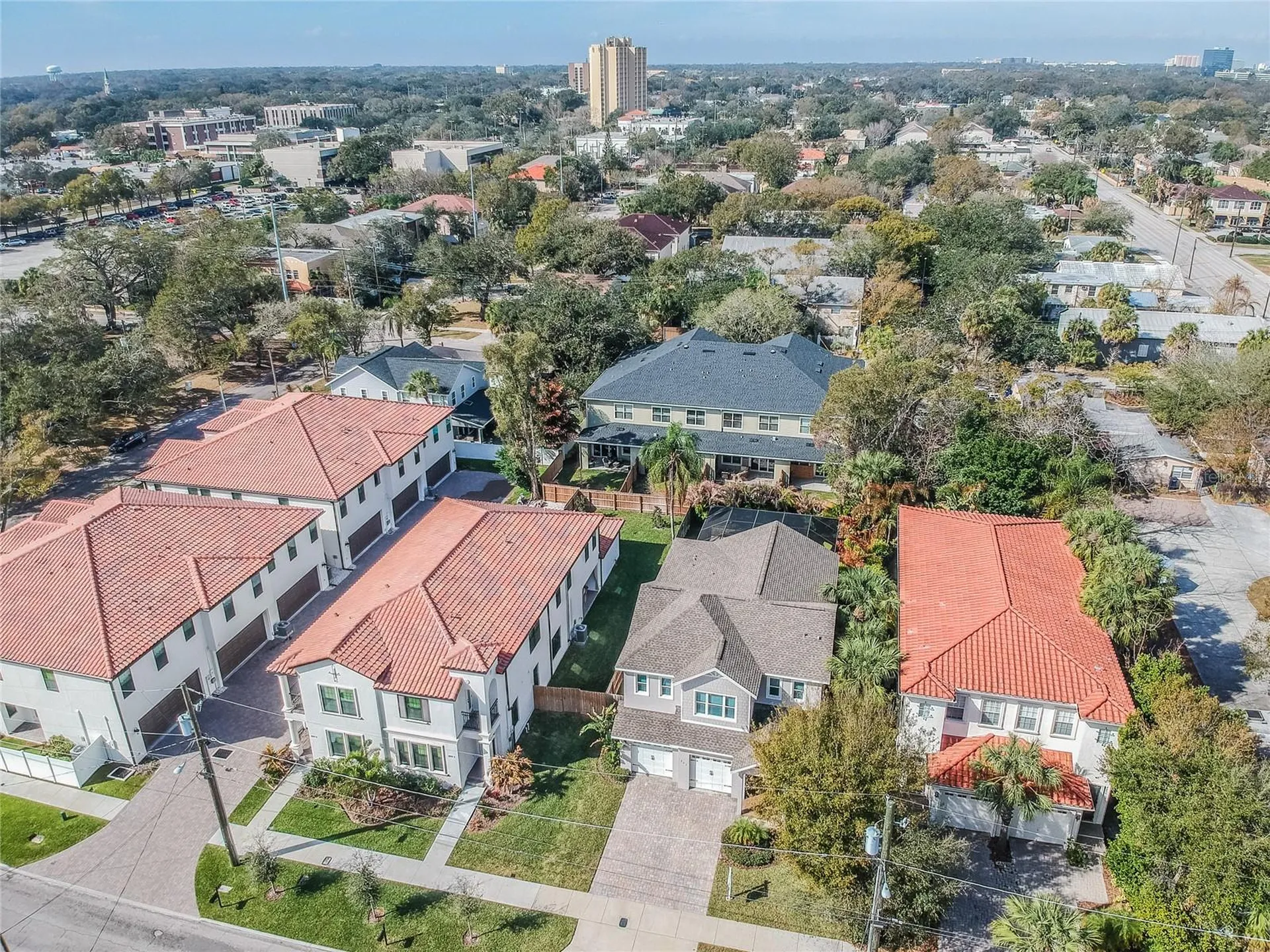 407 S Tampania Avenue Tampa FL 33609
