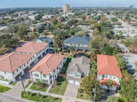 407 S Tampania Avenue Tampa FL 33609