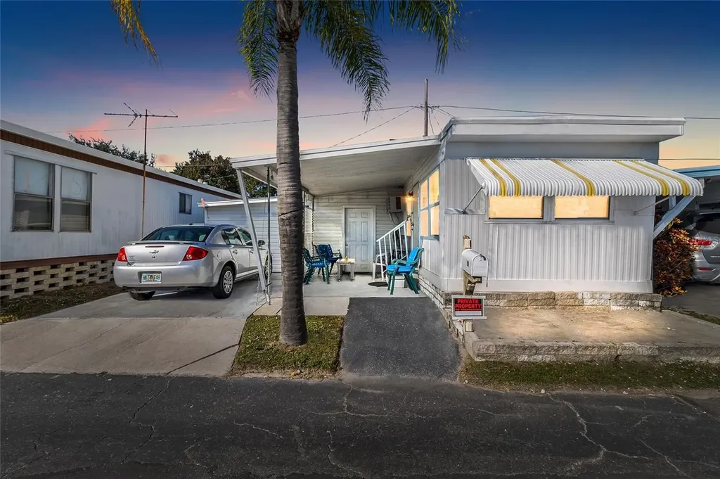 12766 Seminole Boulevard Largo FL 33778