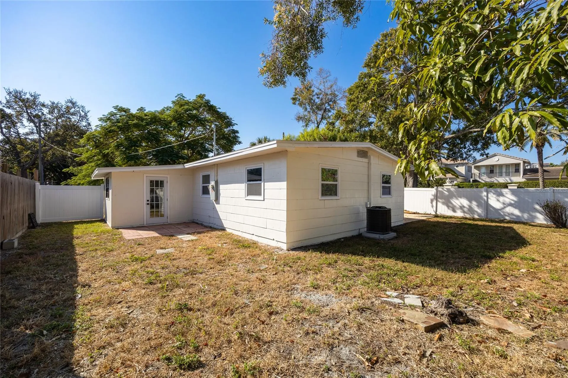 4735 W Wisconsin Avenue Tampa FL 33616