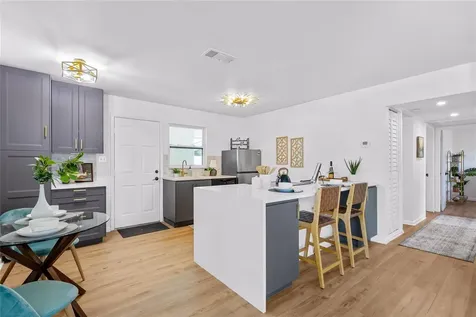 4735 W Wisconsin Avenue Tampa FL 33616