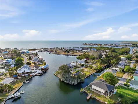 14206 Hendry Court Hudson FL 34667