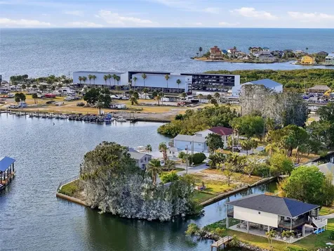 14206 Hendry Court Hudson FL 34667