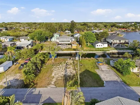 14206 Hendry Court Hudson FL 34667