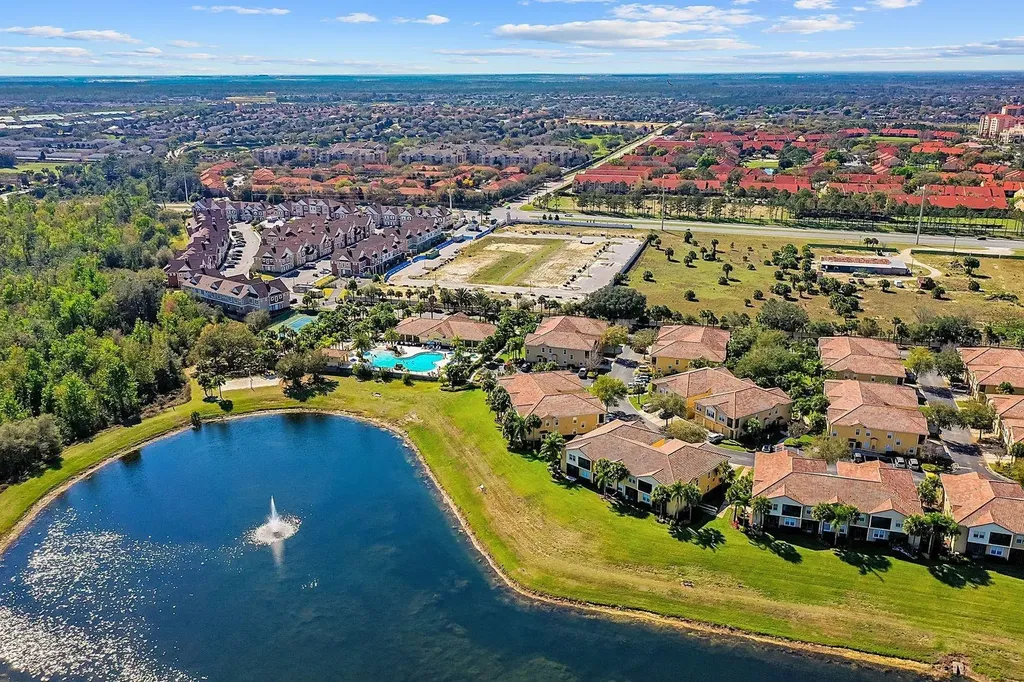 2841 Oakwater Drive Kissimmee FL 34747