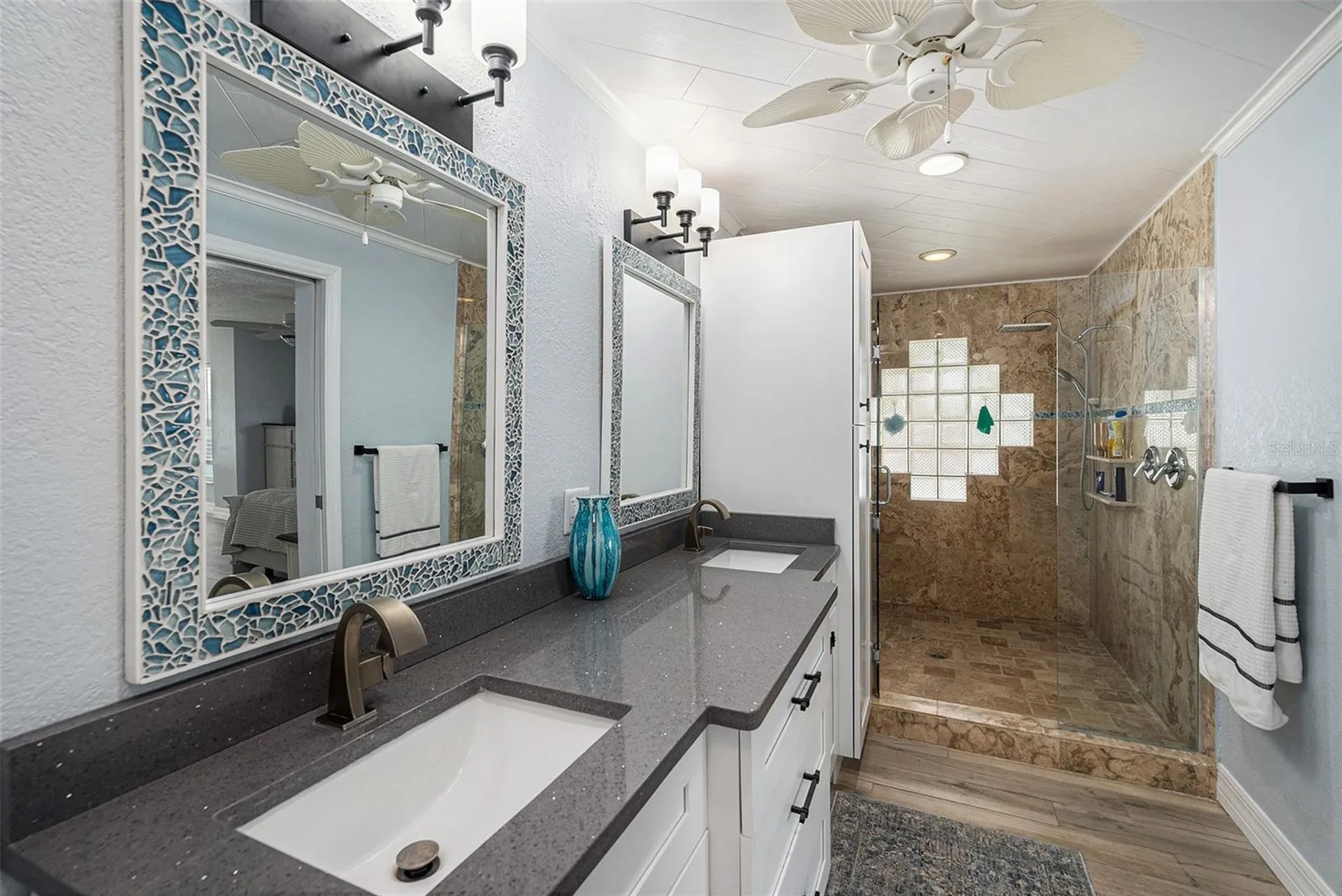 5694 Oakhurst Drive Seminole FL 33772