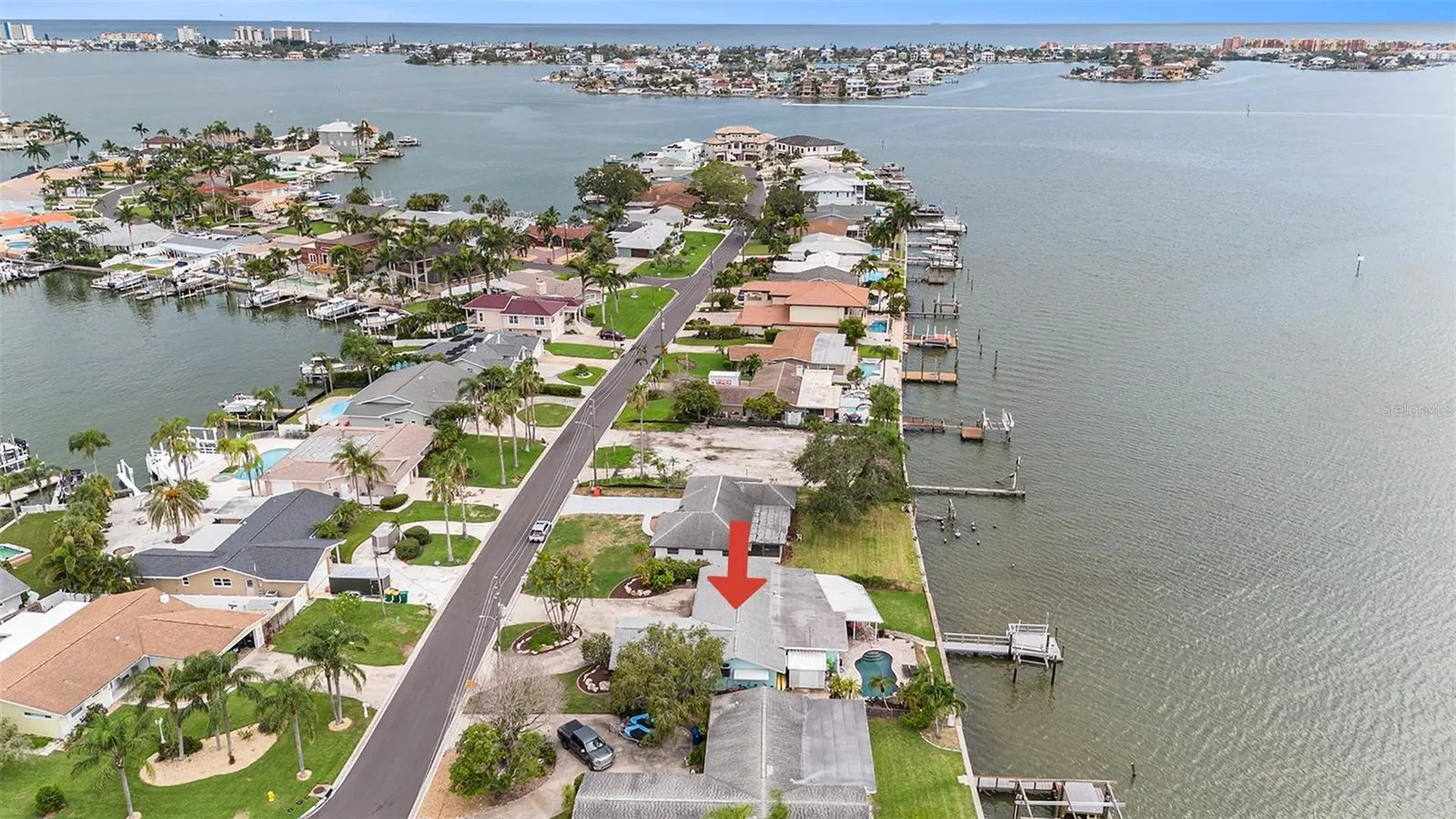 5694 Oakhurst Drive Seminole FL 33772